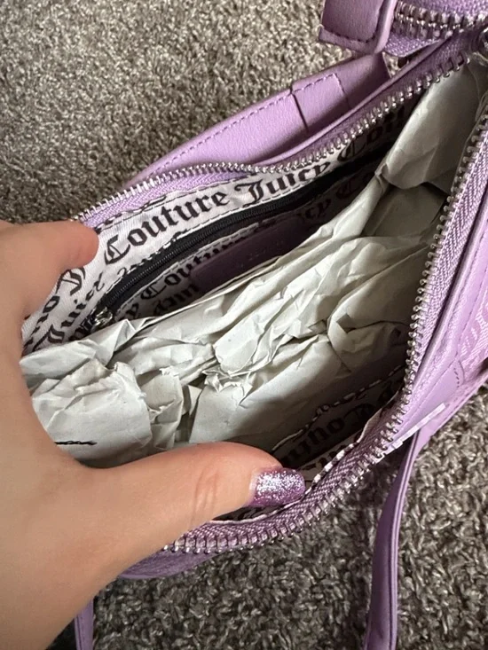 Juicy Couture Exclusive State of my Heart Shoulder Lavender Logo Bag - Picture 12 of 12